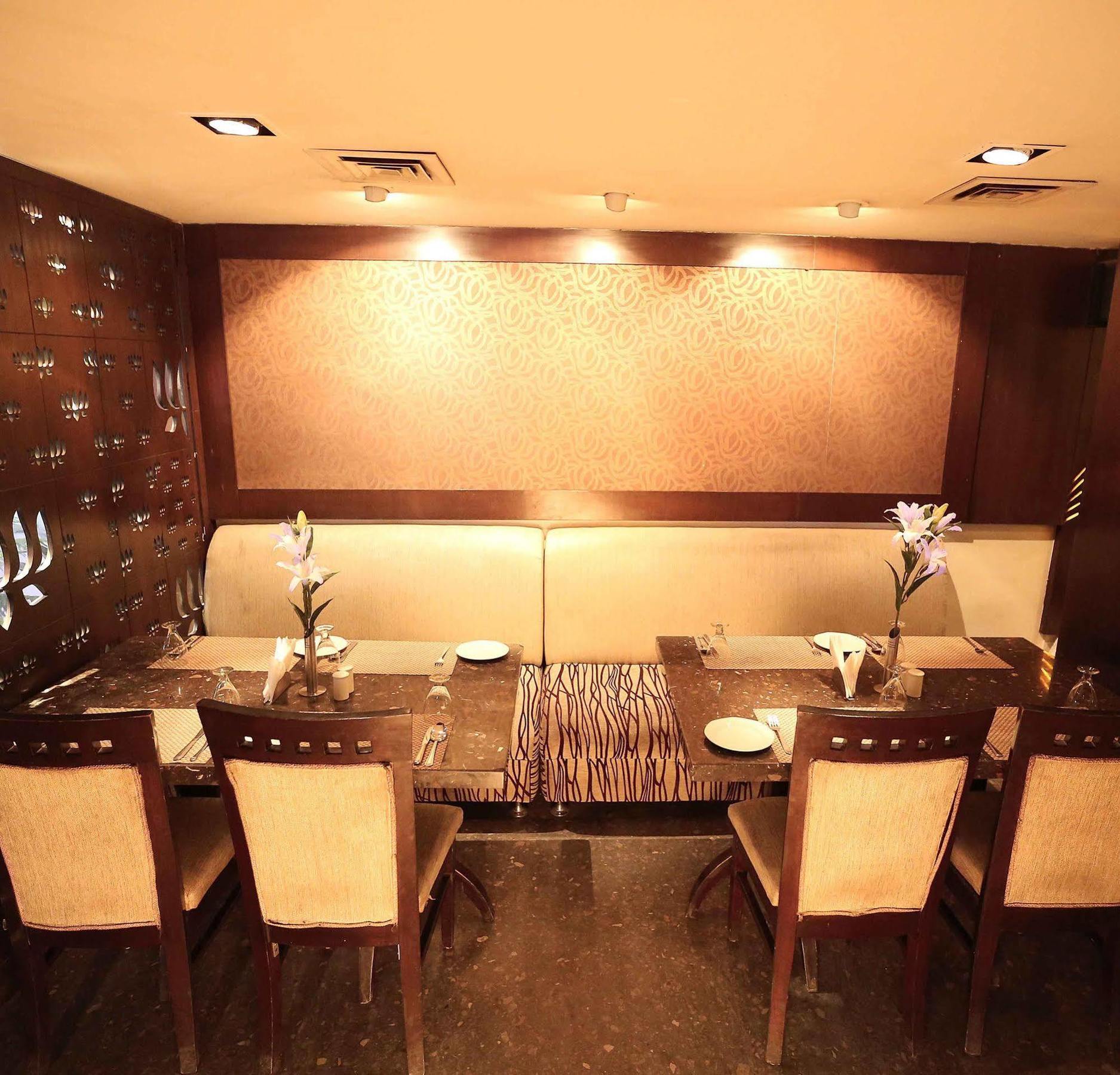 Hotel Shanti Palace West Patel Nagar Нью-Делі Екстер'єр фото